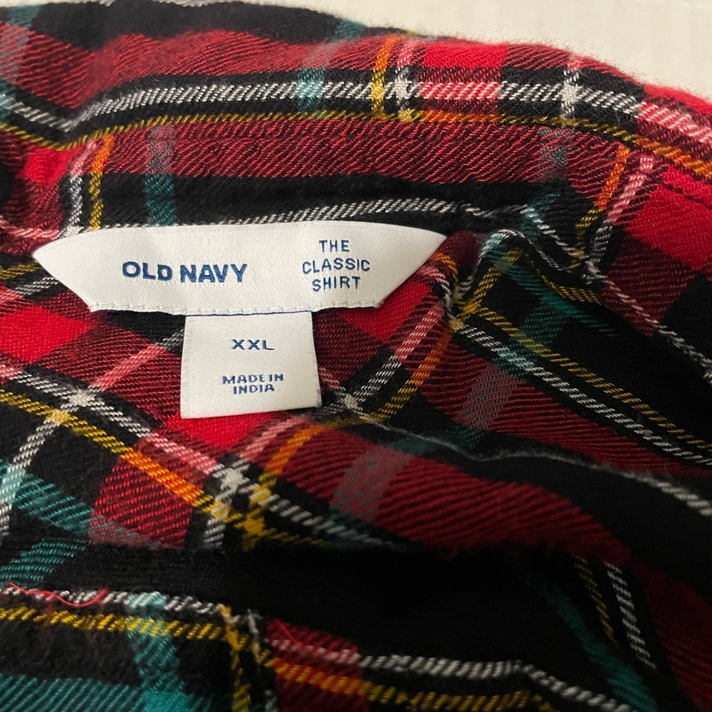 Old Navy women’s XXL The Classic shirt red plaid - Picture 2 of 2